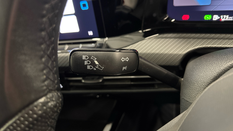 Volkswagen Golf 1.5 eTSI 150 R-Line 5dr DSG Petrol Hatchback